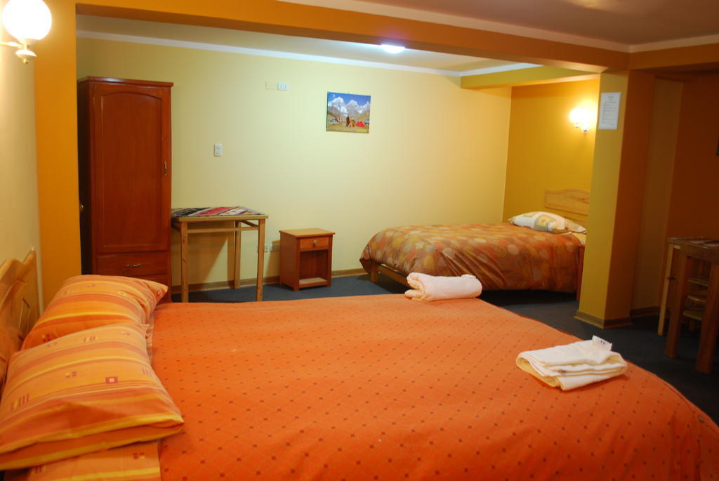 Morales Guest House Уарас Номер фото