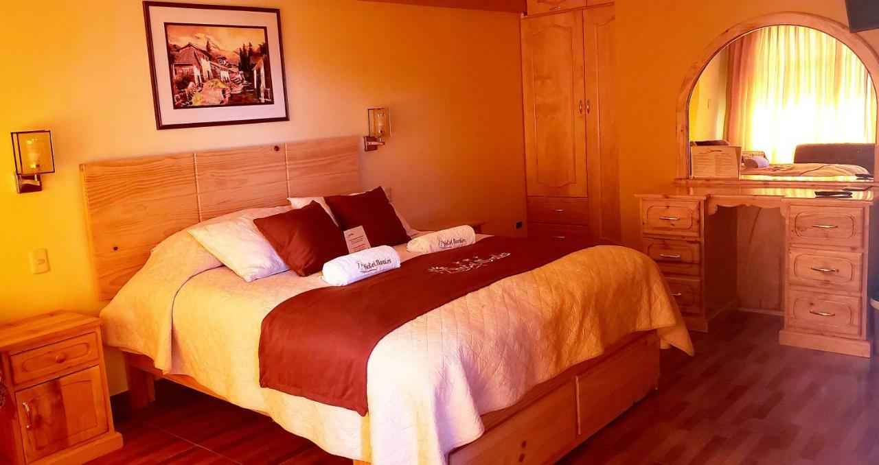 Morales Guest House Уарас Екстер'єр фото