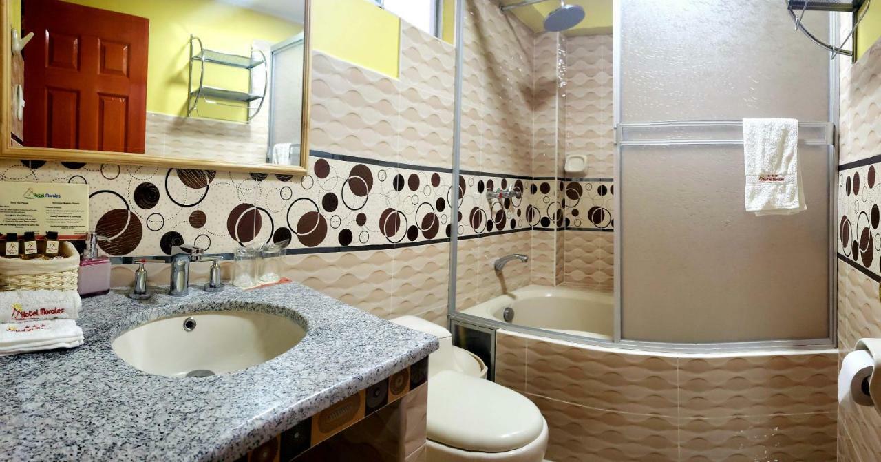 Morales Guest House Уарас Екстер'єр фото